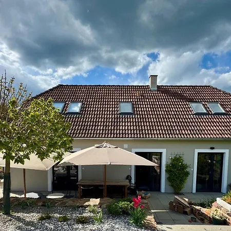 Σπίτι διακοπών Private House With Garden *