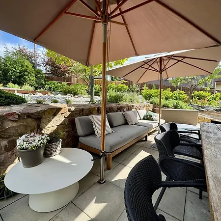 Private House With Garden Ferienhaus