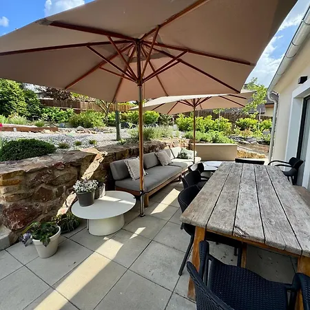 Сasa de vacaciones Private House With Garden Novy Jachymov